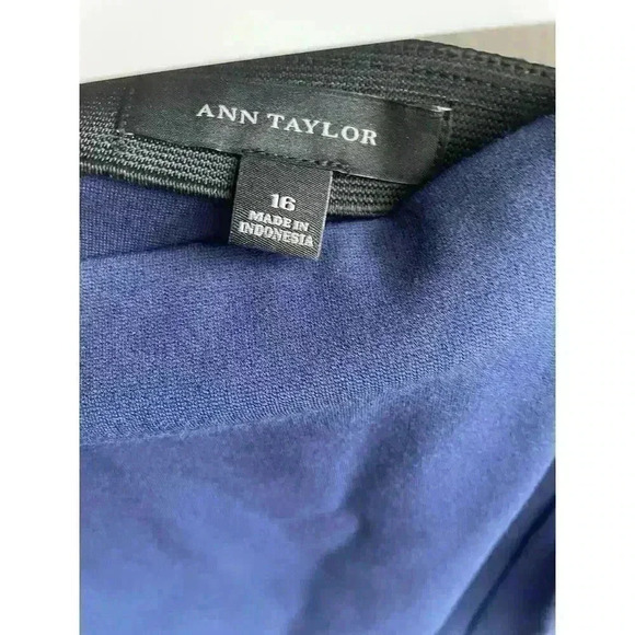 Ann Taylor The Seamed Short A-Line Skirt Navy Blue Size 16 - Picture 6 of 10